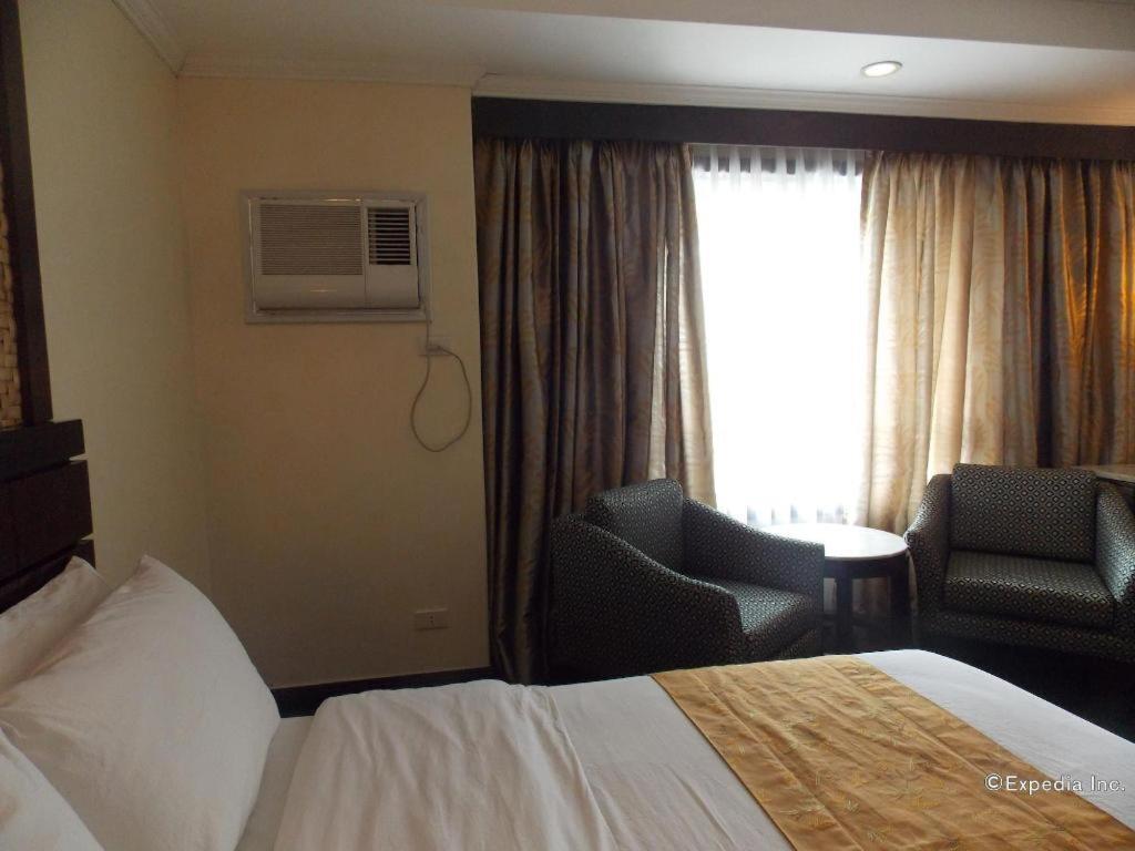 Mo2 Westown Hotel San Juan Bacolod Exteriér fotografie