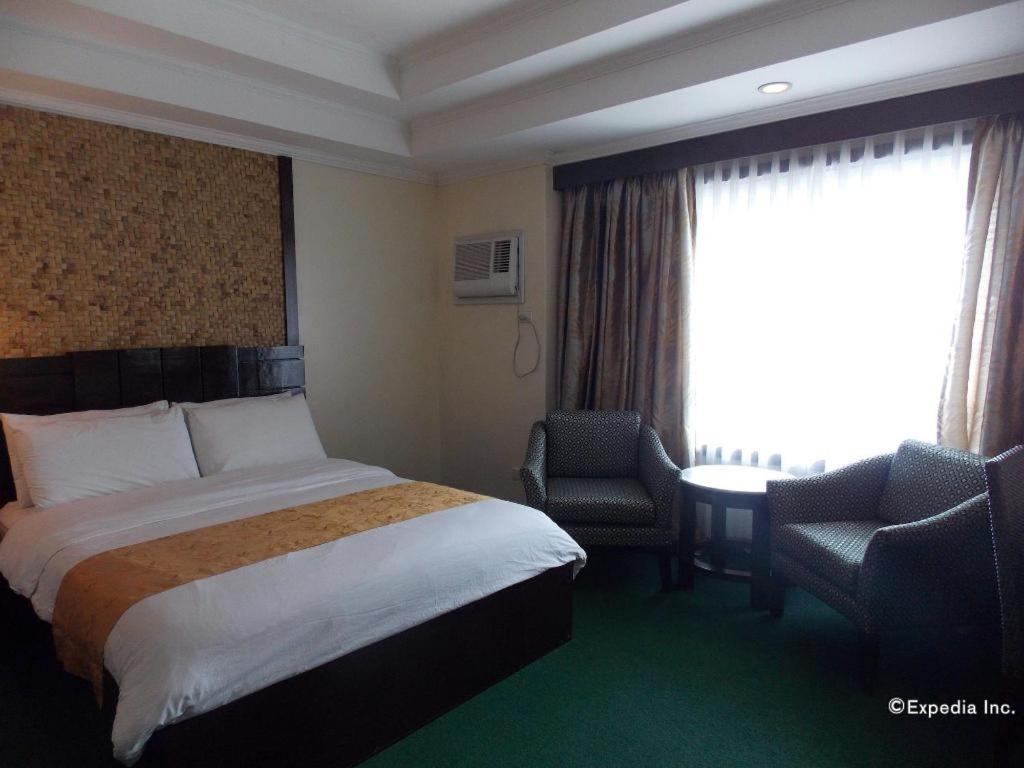 Mo2 Westown Hotel San Juan Bacolod Exteriér fotografie