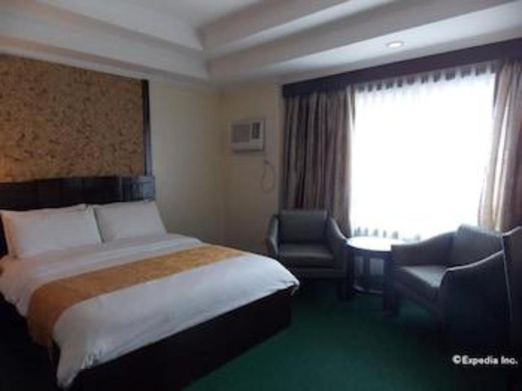 Mo2 Westown Hotel San Juan Bacolod Exteriér fotografie
