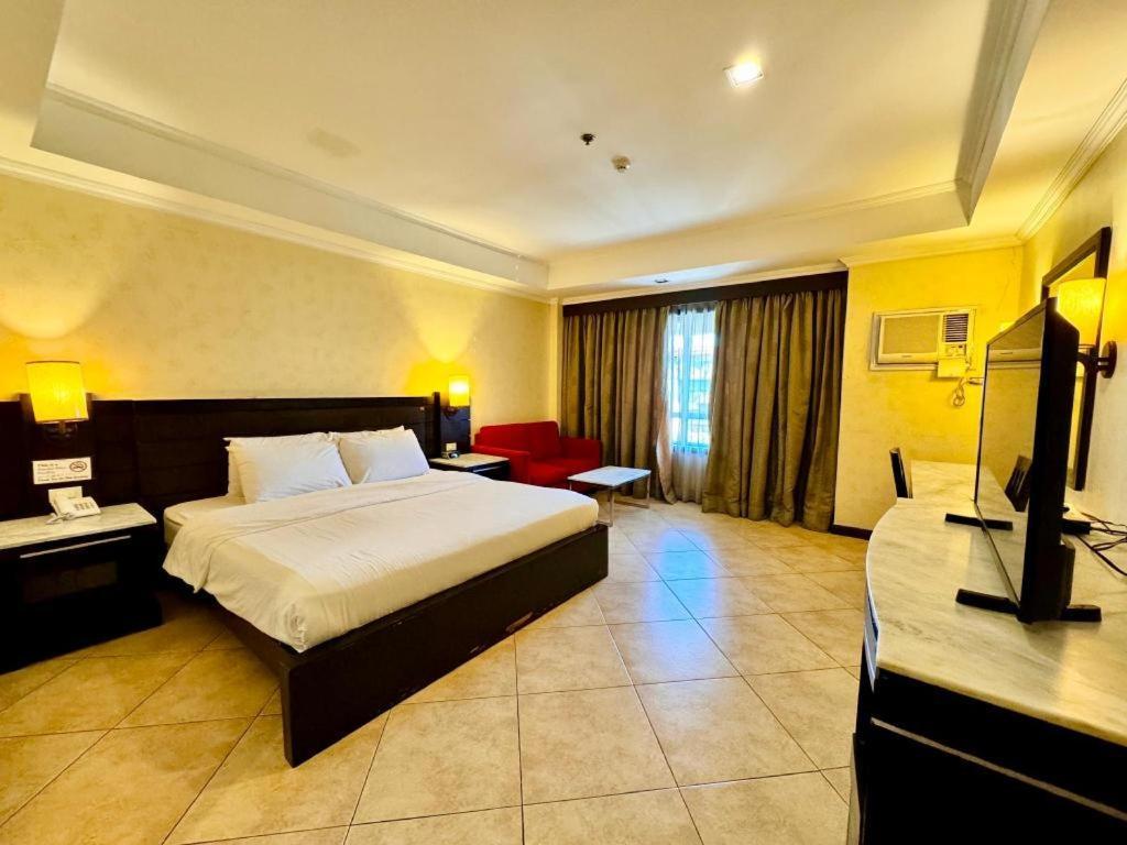 Mo2 Westown Hotel San Juan Bacolod Exteriér fotografie